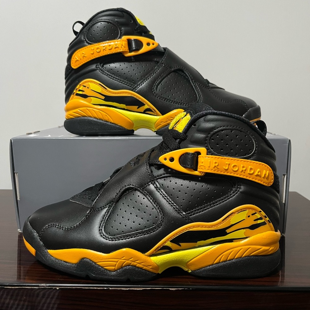 Nike Air Jordan Retro 8 Taxi Black Yellow Shoes CI1236-007 Women’s Size 5.5